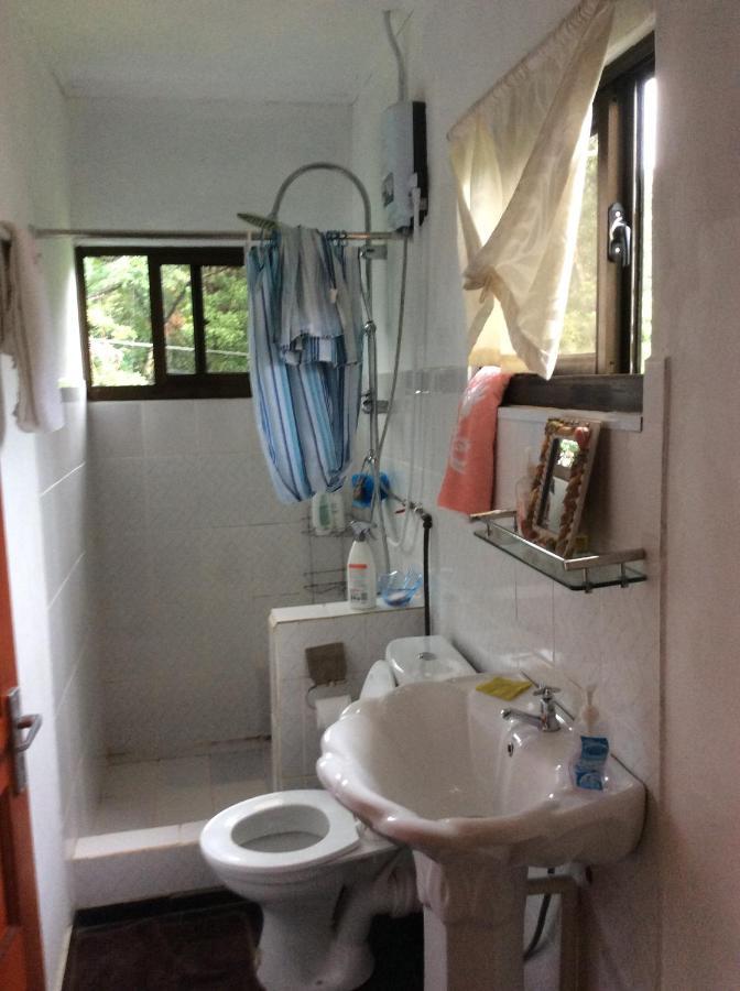 Papayas Self Catering Room Victoria Dış mekan fotoğraf