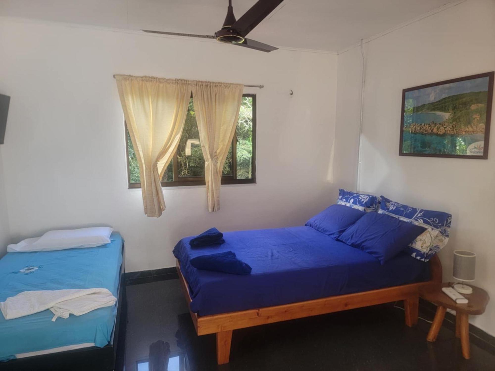 Papayas Self Catering Room Victoria Dış mekan fotoğraf